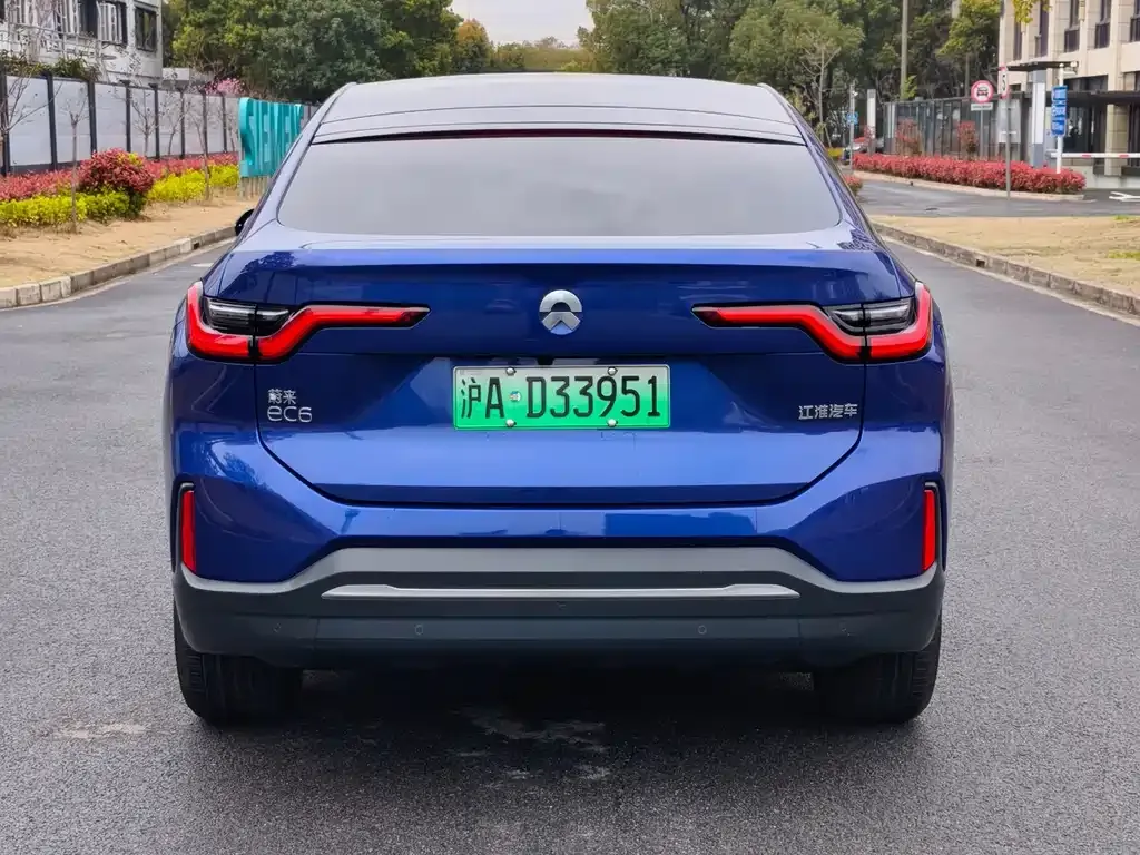 NIO EC6 — фото 8