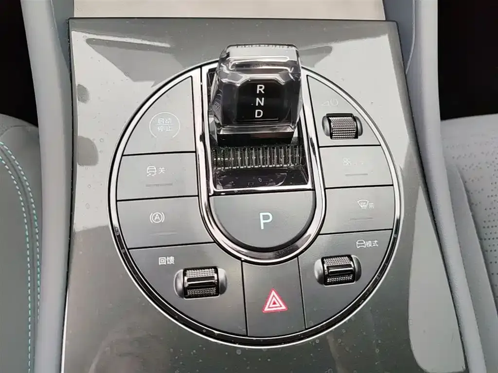 BYD Seal 06GT — фото 9