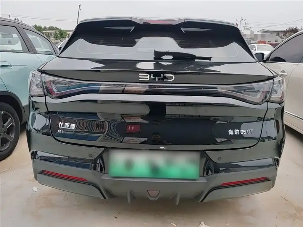BYD Seal 06GT — фото 6