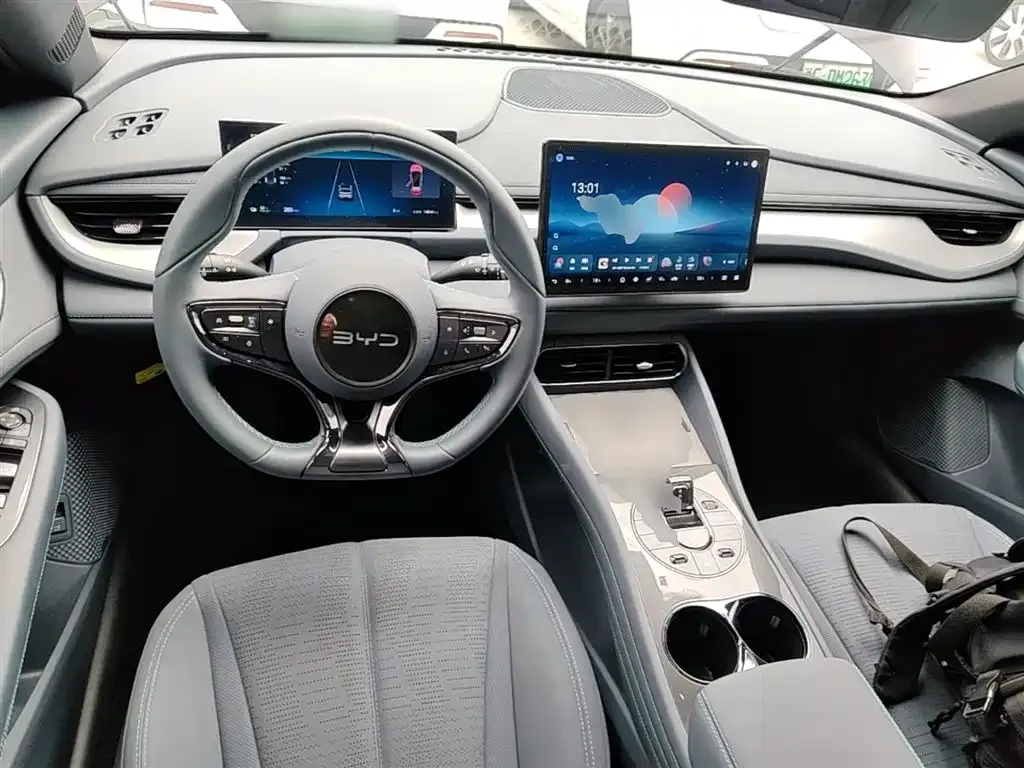 BYD Seal 06GT — фото 3
