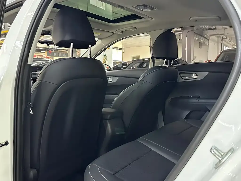 Kia K3 2022 из CN, фото 6