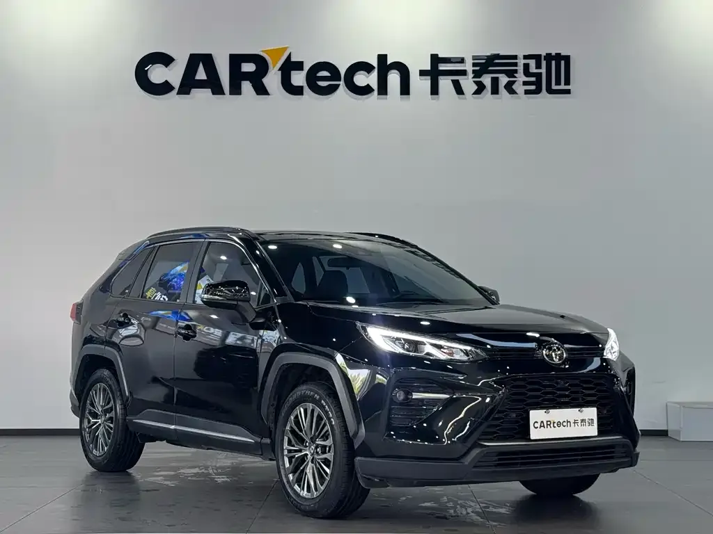 Toyota Wildlander — фото 10