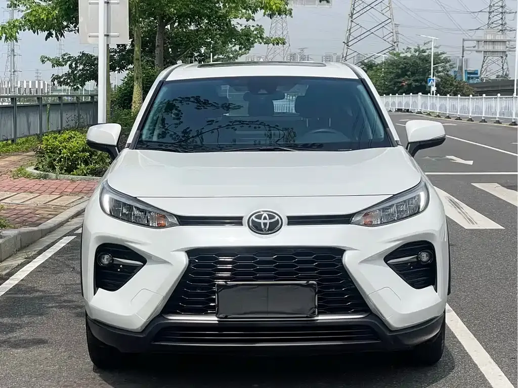 Toyota Wildlander — фото 2