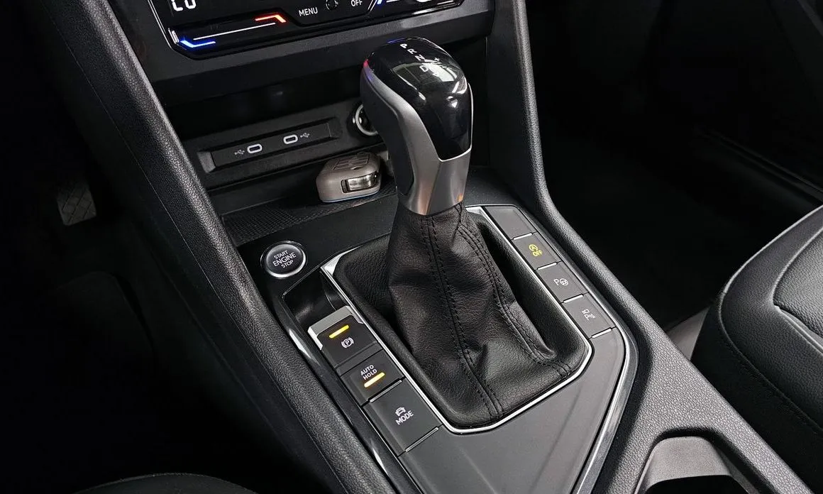 Volkswagen Tiguan 2024 из KR, фото 2