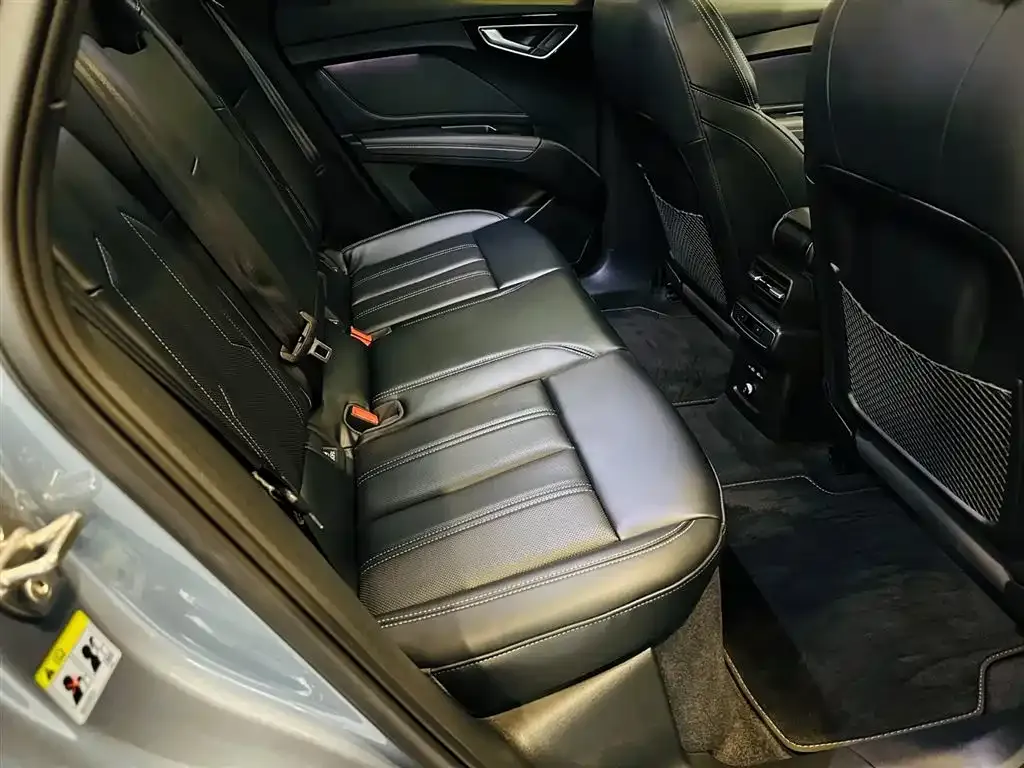 Audi Q4 e-tron 2024 из CN, фото 9