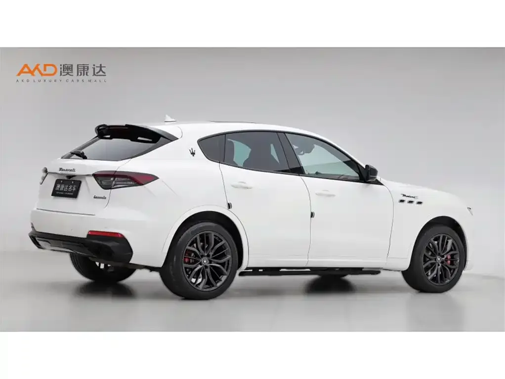 Maserati Levante — фото 9
