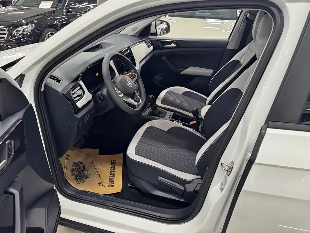Volkswagen Tharu 2024 из CN, фото 7