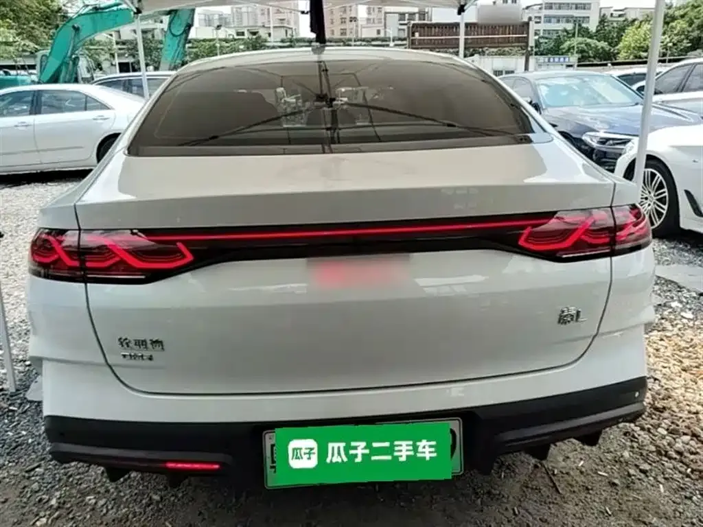BYD Qin L — фото 6