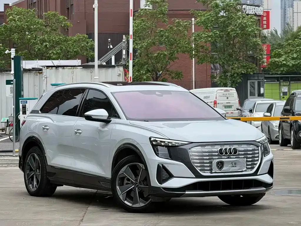 Audi Q5 e-tron 2022 из CN, фото 9