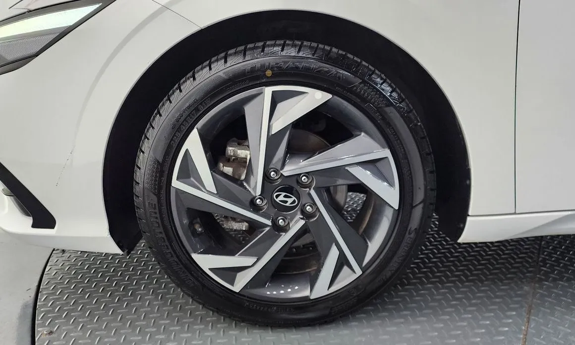 Hyundai AVANTE 2024 из KR, фото 3