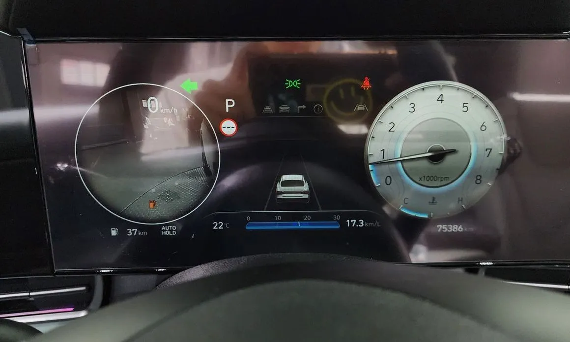 Hyundai AVANTE 2024 из KR, фото 4