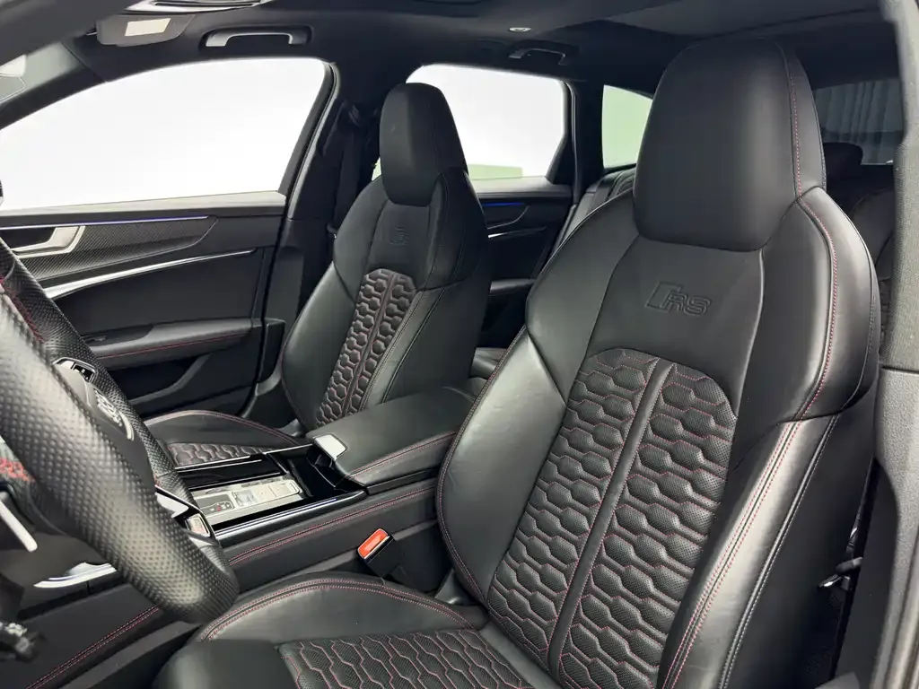 Audi RS 6 2023 из CN, фото 8