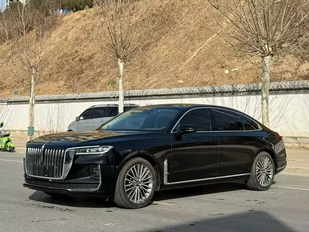 Hongqi H9 — фото 1