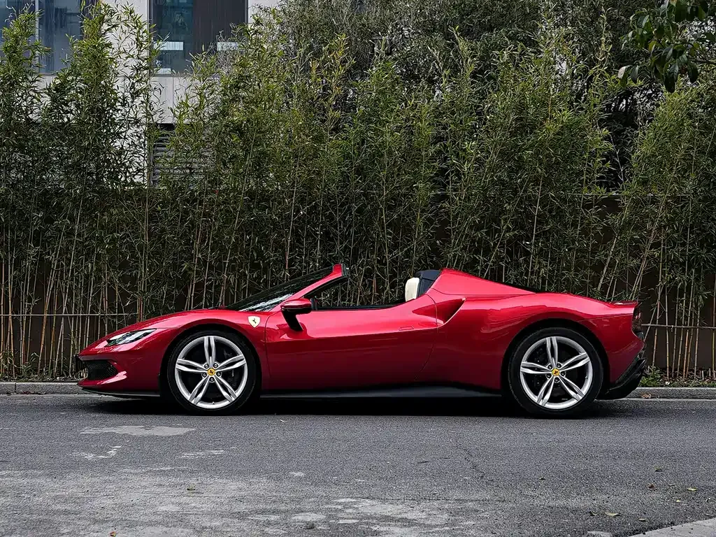 Ferrari 296 — фото 10