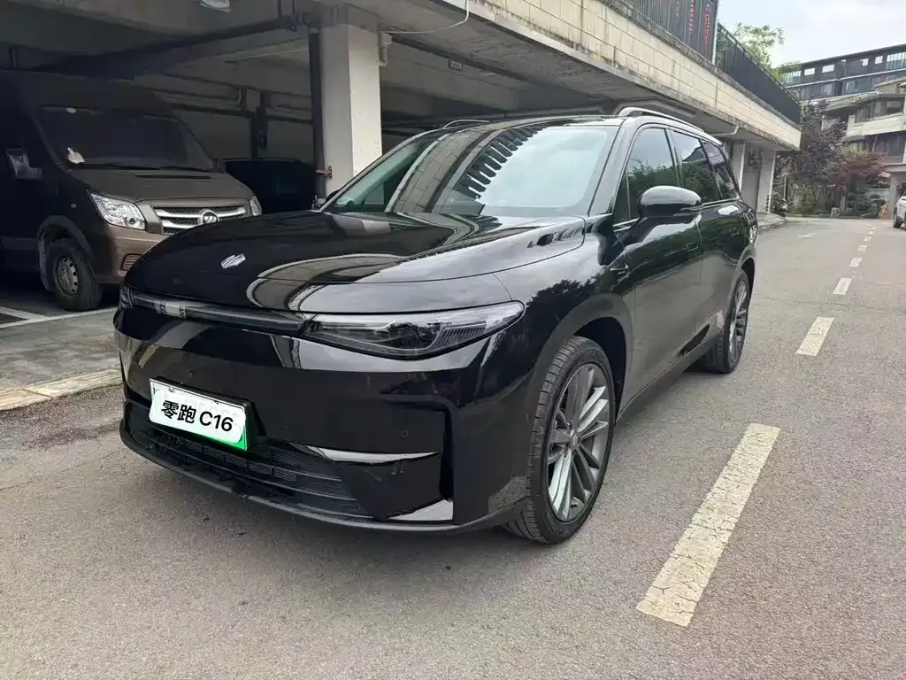 Leapmotor C16
