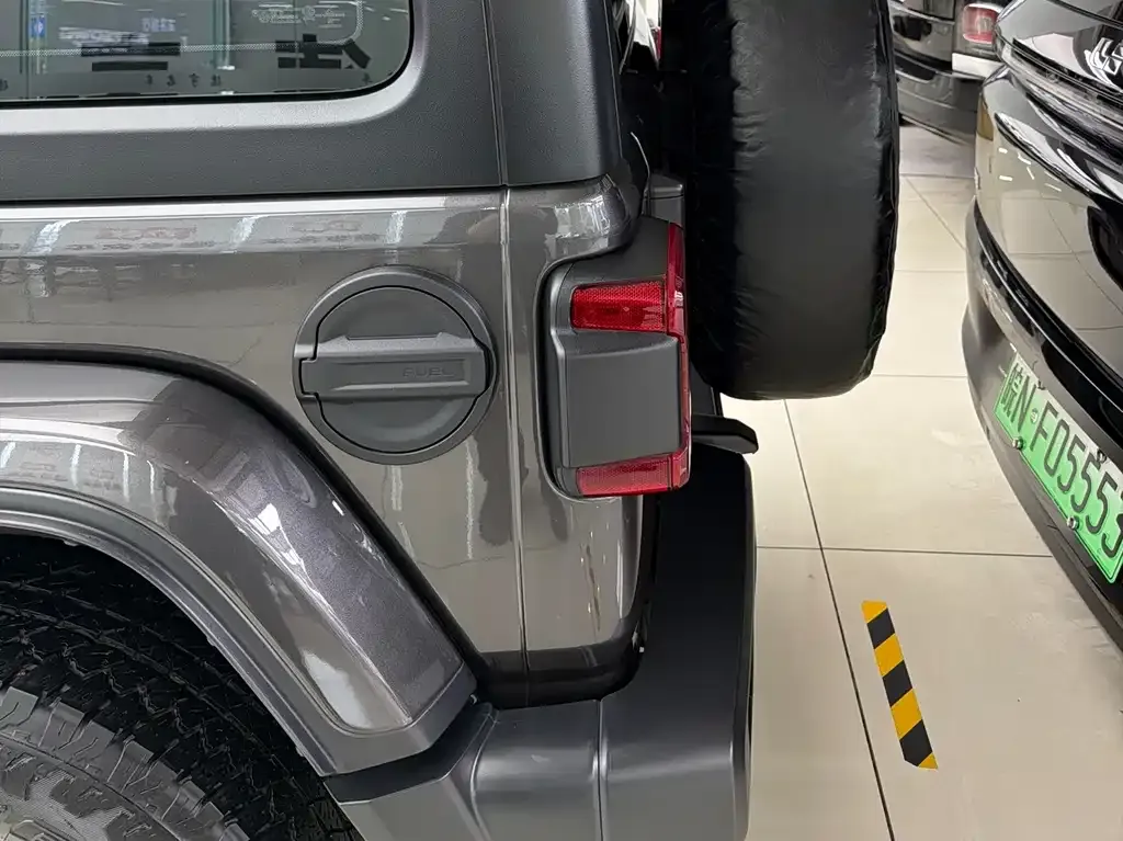 Jeep Wrangler — фото 3