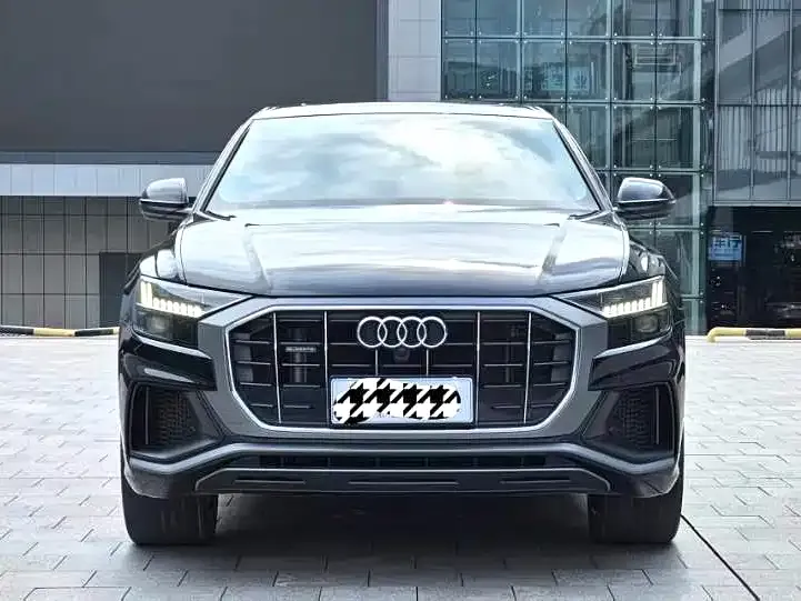 Audi Q8 — фото 4