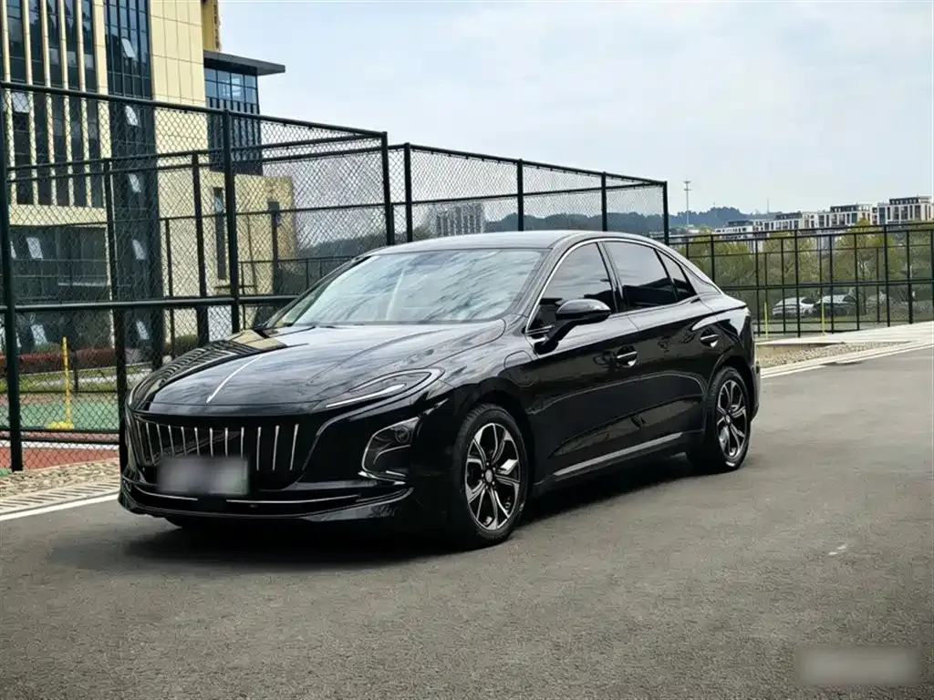Hongqi E-QM5 — фото 7