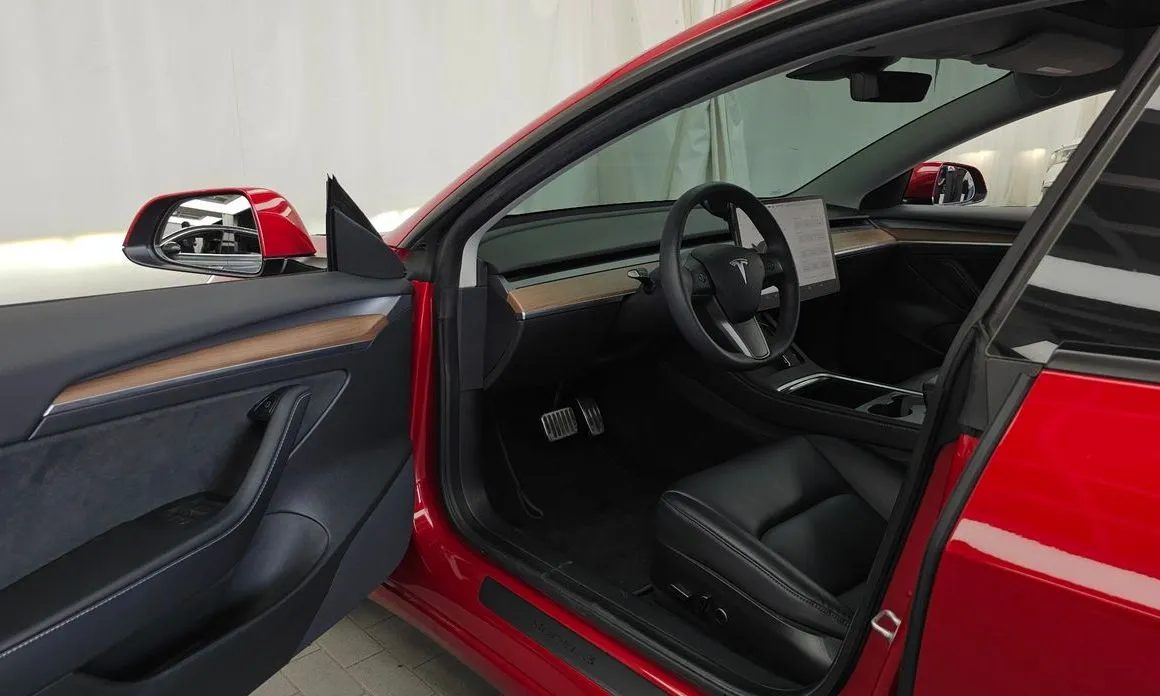 Tesla Model 3 2022 из KR, фото 7
