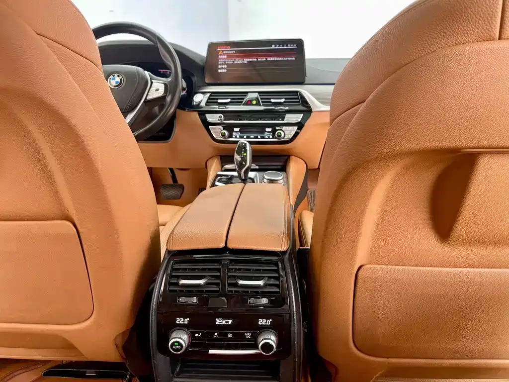 BMW 6 Series GT 2022 из CN, фото 3