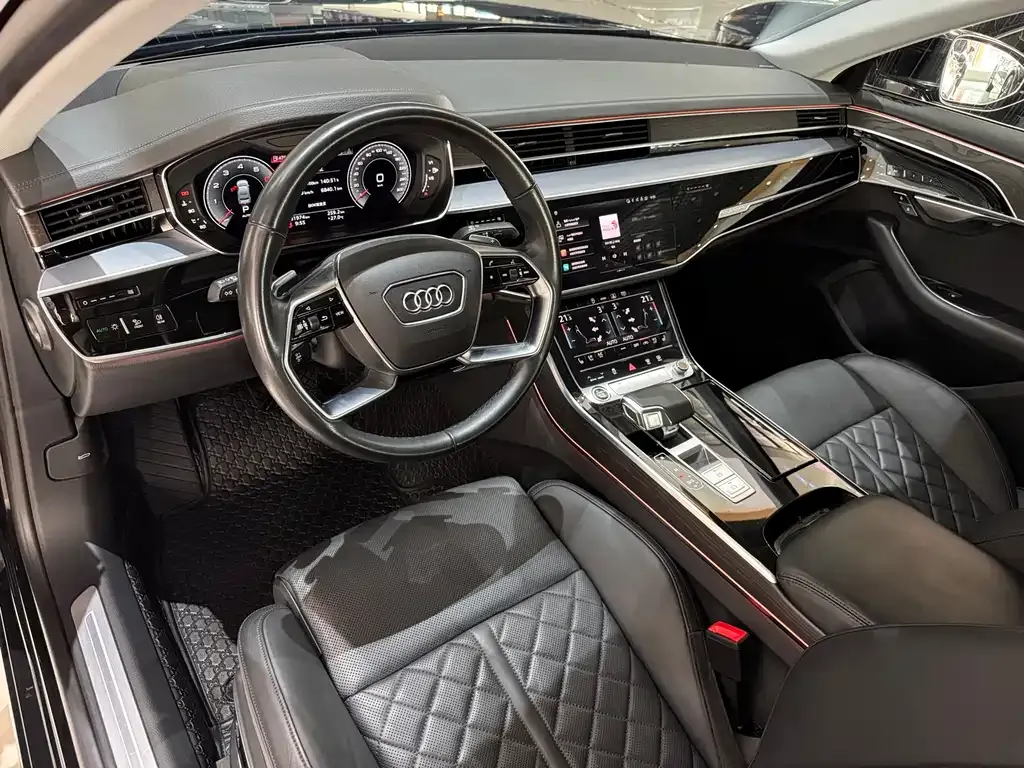 Audi A8 — фото 5