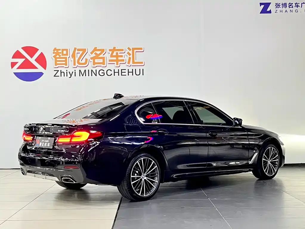BMW 5 Series — фото 2