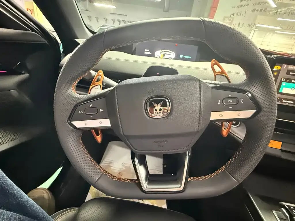 Changan UNI-V 2023 из CN, фото 3
