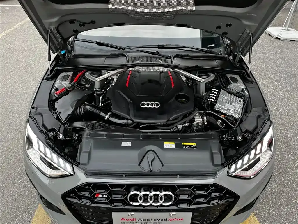 Audi S4 — фото 6