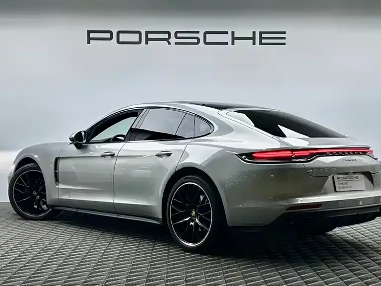 Porsche Panamera — фото 8