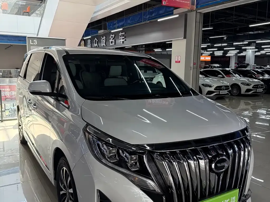 GAC Motor Trumpchi M8