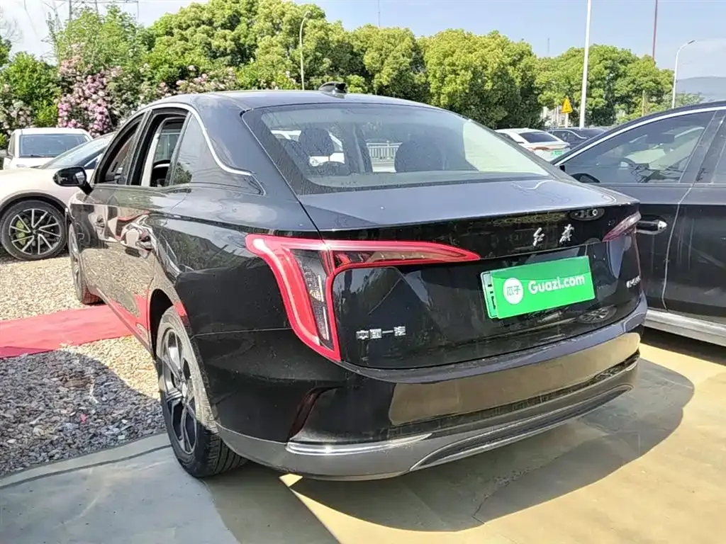 Hongqi E-QM5 2023 из CN, фото 10