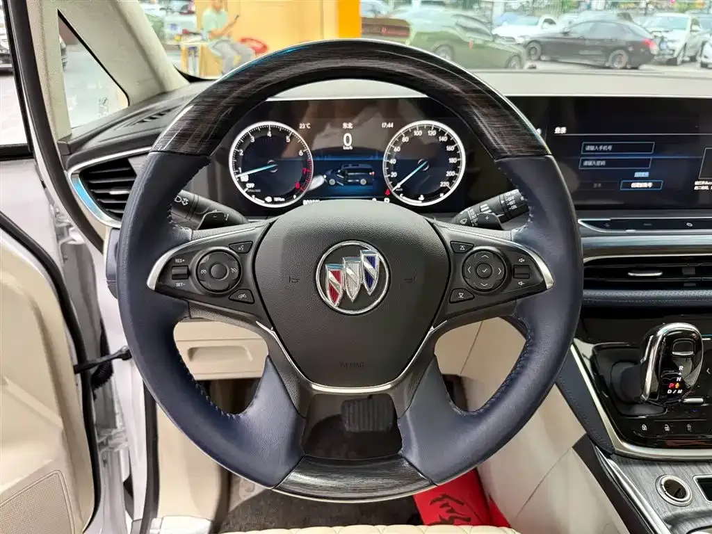 Buick GL8 2022 из CN, фото 3