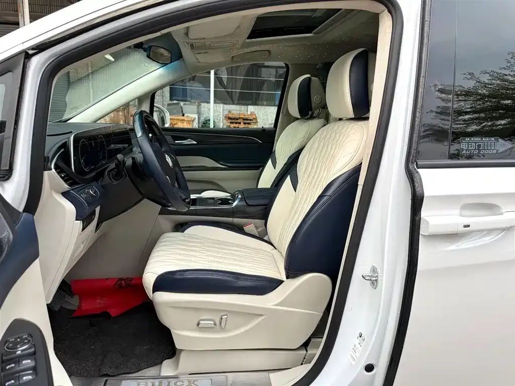 Buick GL8 2022 из CN, фото 6