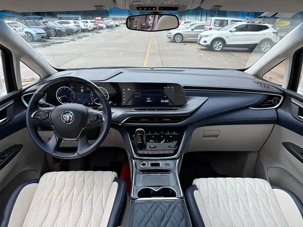 Buick GL8 2022 из CN, фото 9