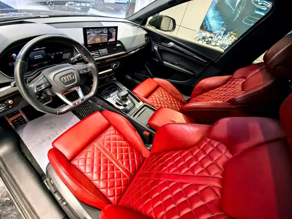 Audi SQ5 2023 из CN, фото 9