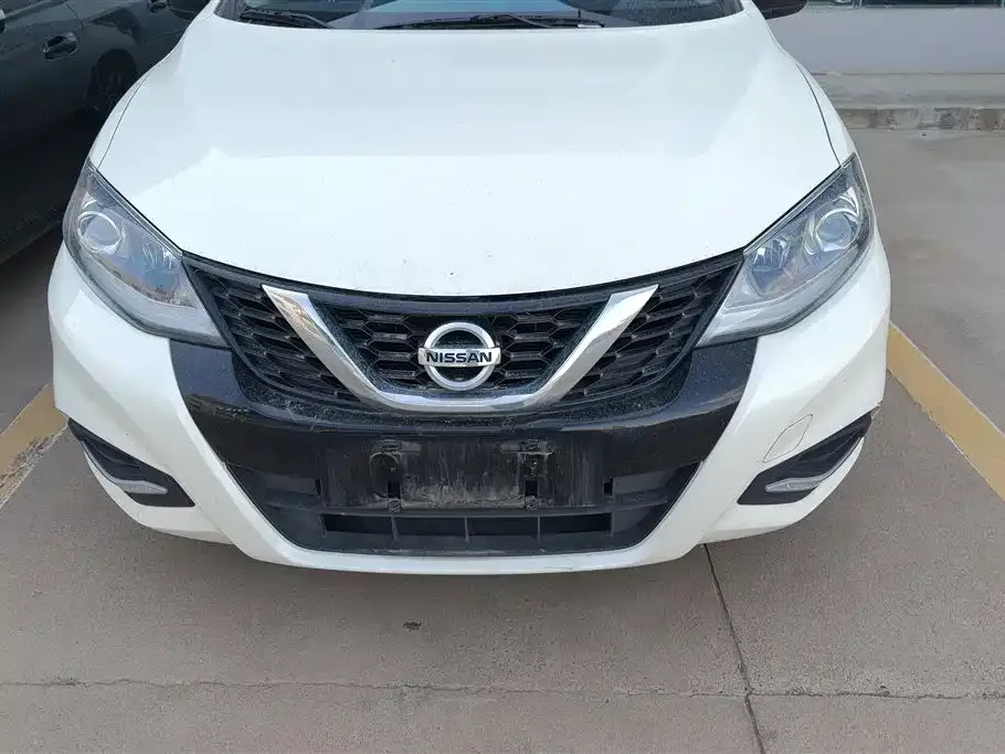 Nissan Tiida 2023 из CN, фото 4
