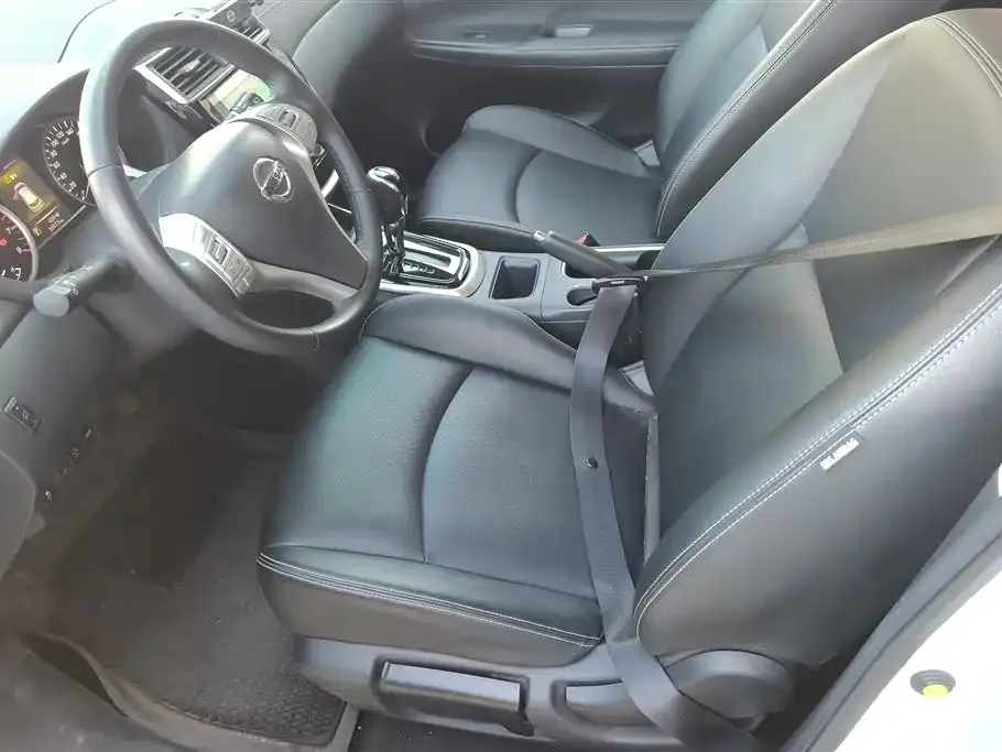 Nissan Tiida 2023 из CN, фото 8