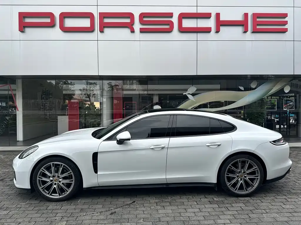 Porsche Panamera — фото 9