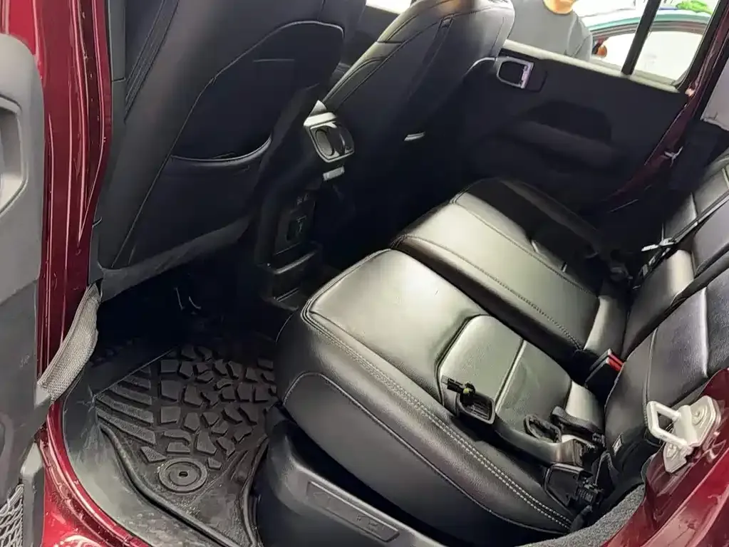 Jeep Wrangler PHEV 2021 из CN, фото 7