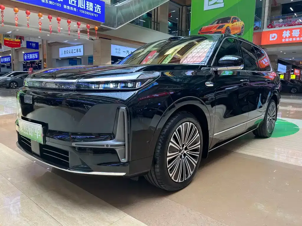 Geely Galaxy M9 — фото 1