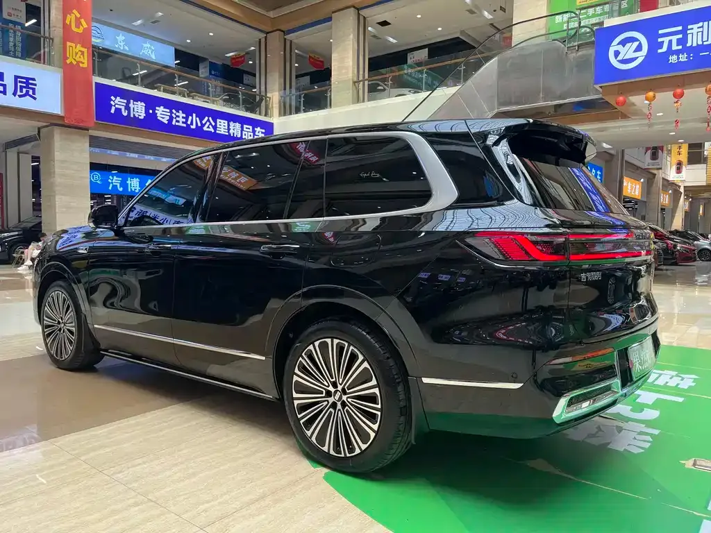 Geely Galaxy M9 — фото 9