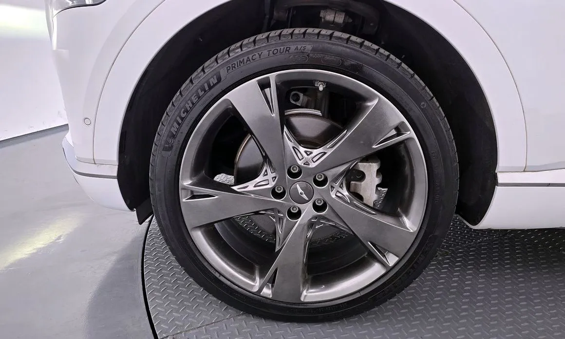 Genesis GV80 — фото 10