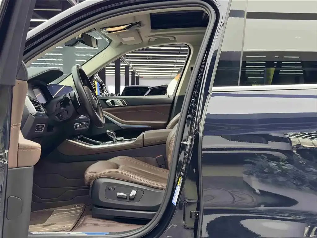 BMW X5 New Energy (Import) 2021 из CN, фото 5