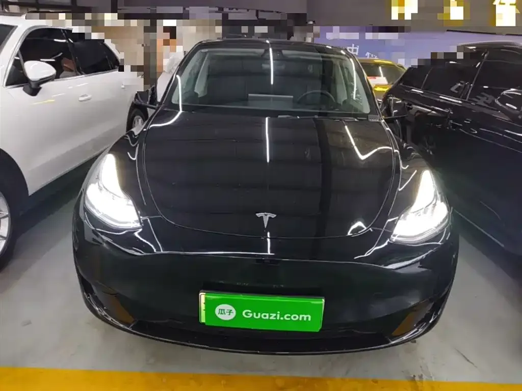Tesla Model Y — фото 3