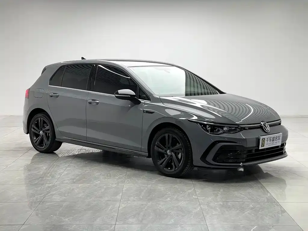 Volkswagen Golf 2024 из CN, фото 10