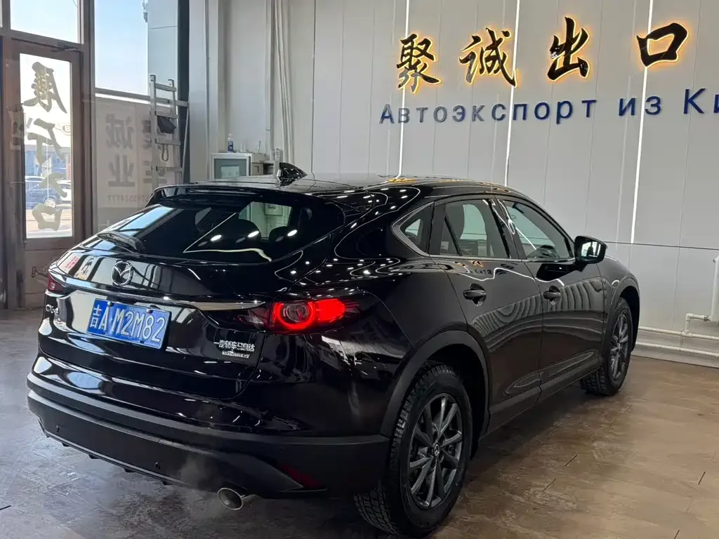 Mazda CX-4 — фото 4