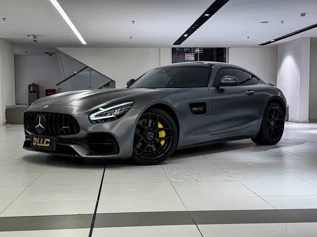 Mercedes-Benz AMG GT — фото 1