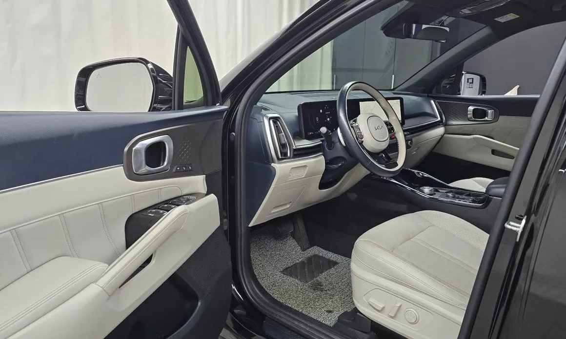 Kia Sorento — фото 8