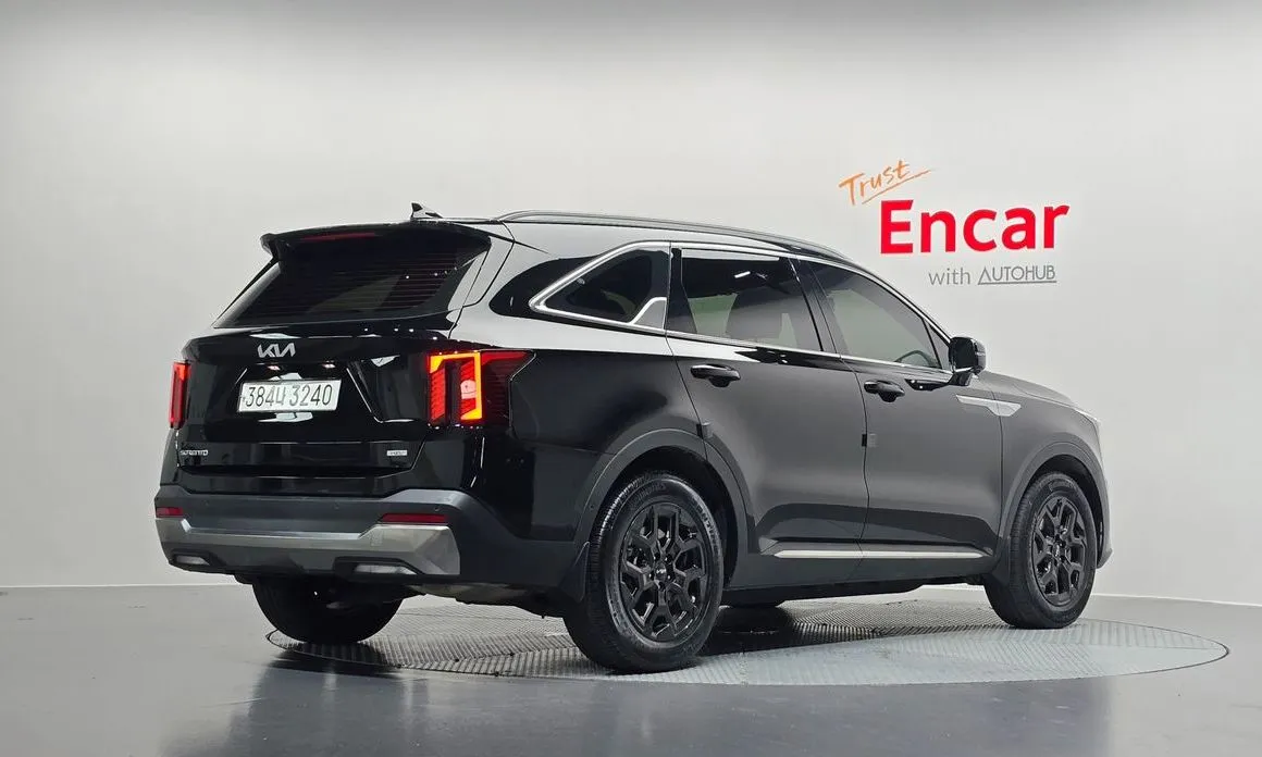 Kia Sorento — фото 4