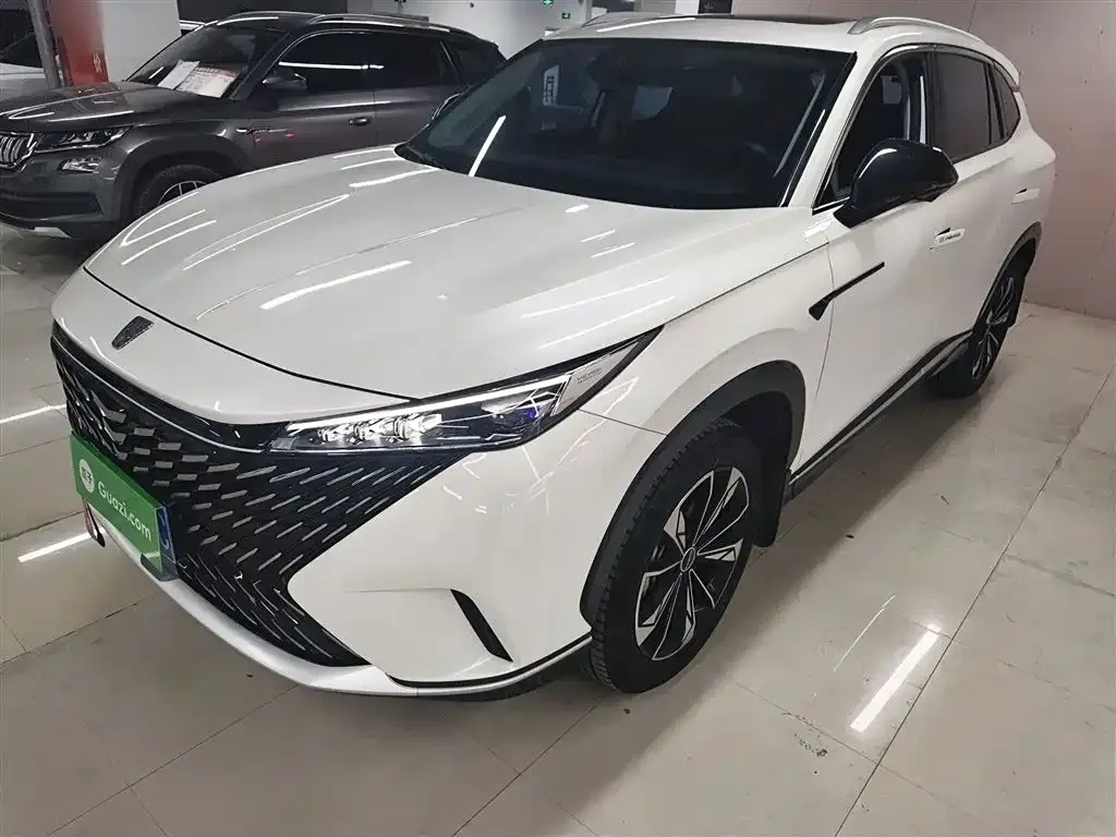 Roewe RX5